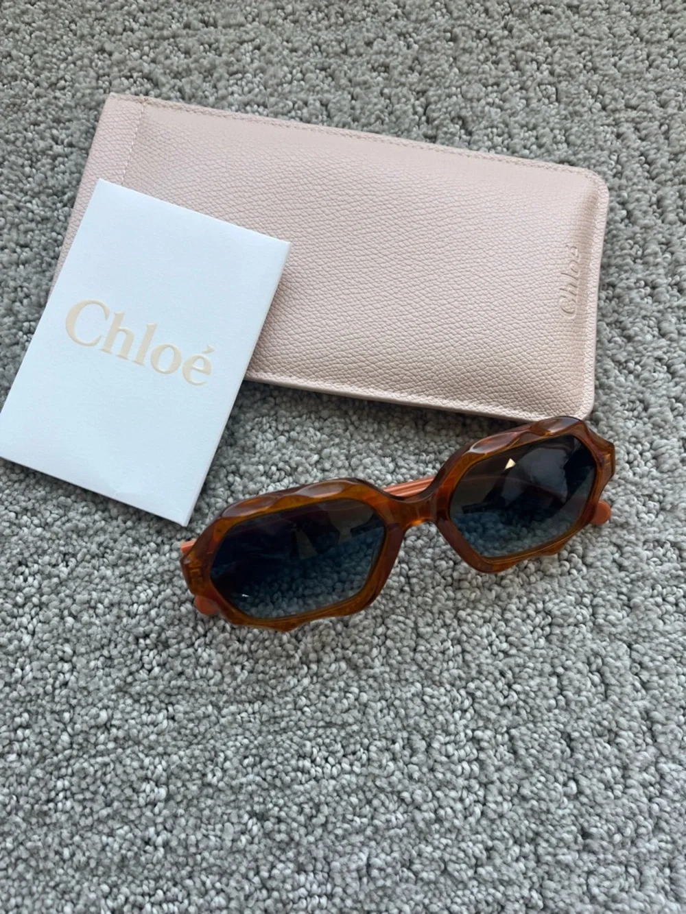 NWOT Chloe Orange Hexagon Frame Sunglasses case, cert of authenticity included - Picture 11 of 13